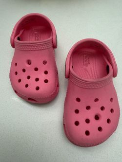 Toddler crocs shoes