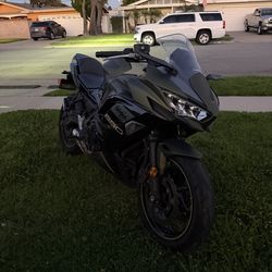 Kawasaki Ninja 650