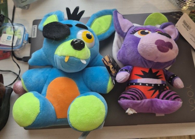 Five Nights At Freddy's Plush Set Of Two Aith Tags Gamers Plush Collextables