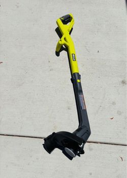Ryobi ONE+ 18V Cordless 10 in. String Trimmer (TOOL ONLY)