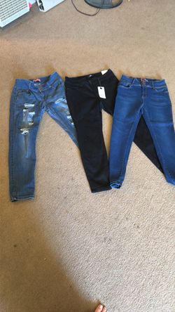 3 pairs of women’s jeans -$40 OBO-Pickup Today