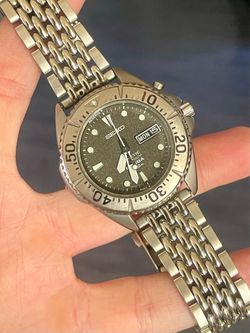 Seiko Vtg Gray Ghost Kinetic Watch