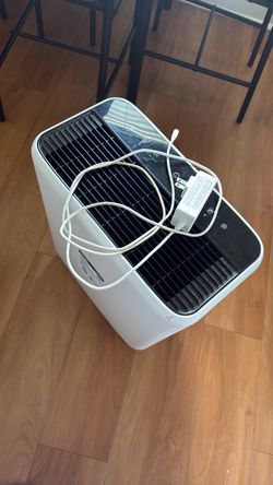 White Air Purifier with Power Cord