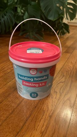 Holding Hands Casting Kit