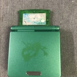 Gameboy Advance Sp With Pokémon Emerald 