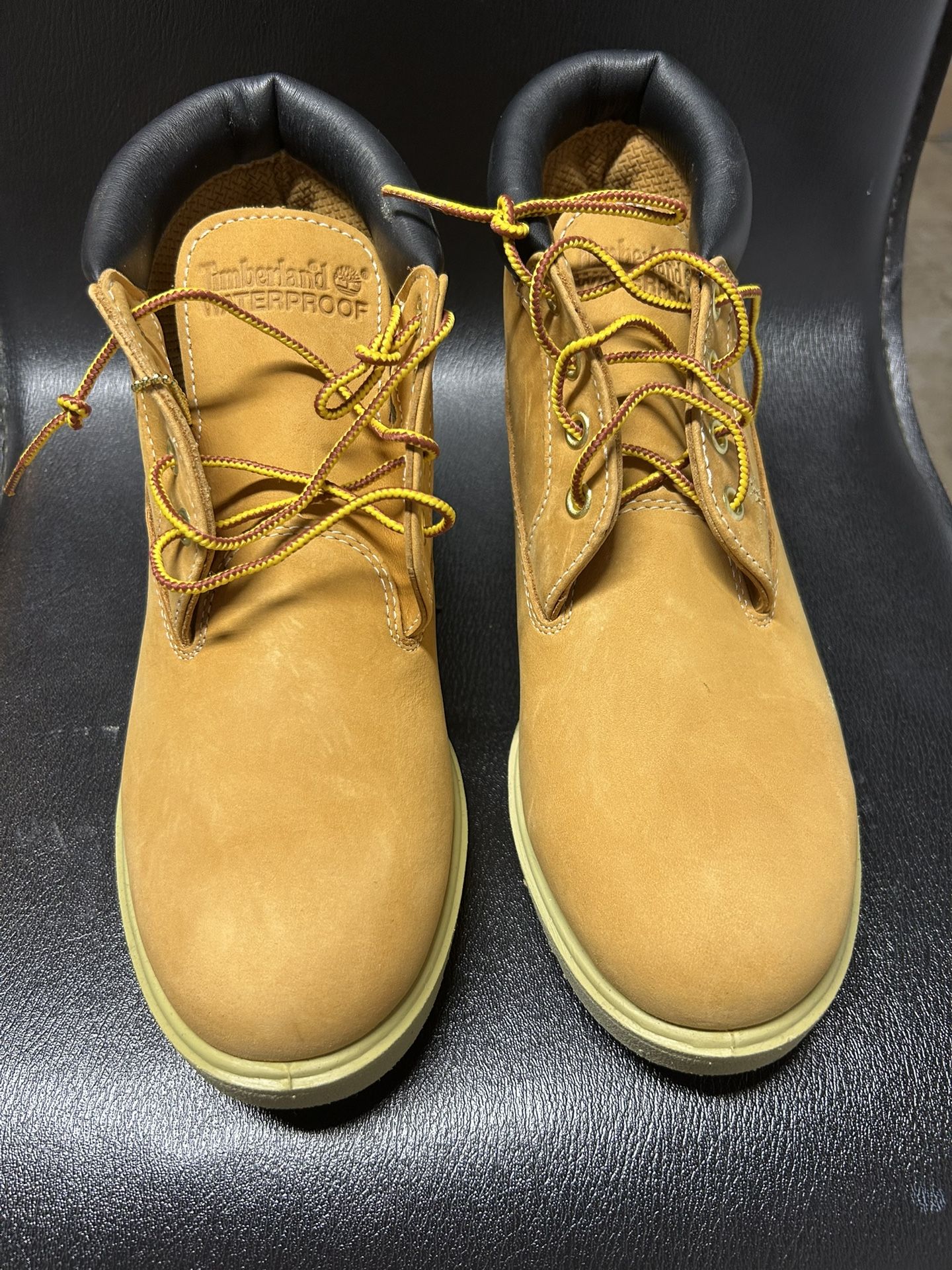 Timberland Leather Shoes Size 7 M