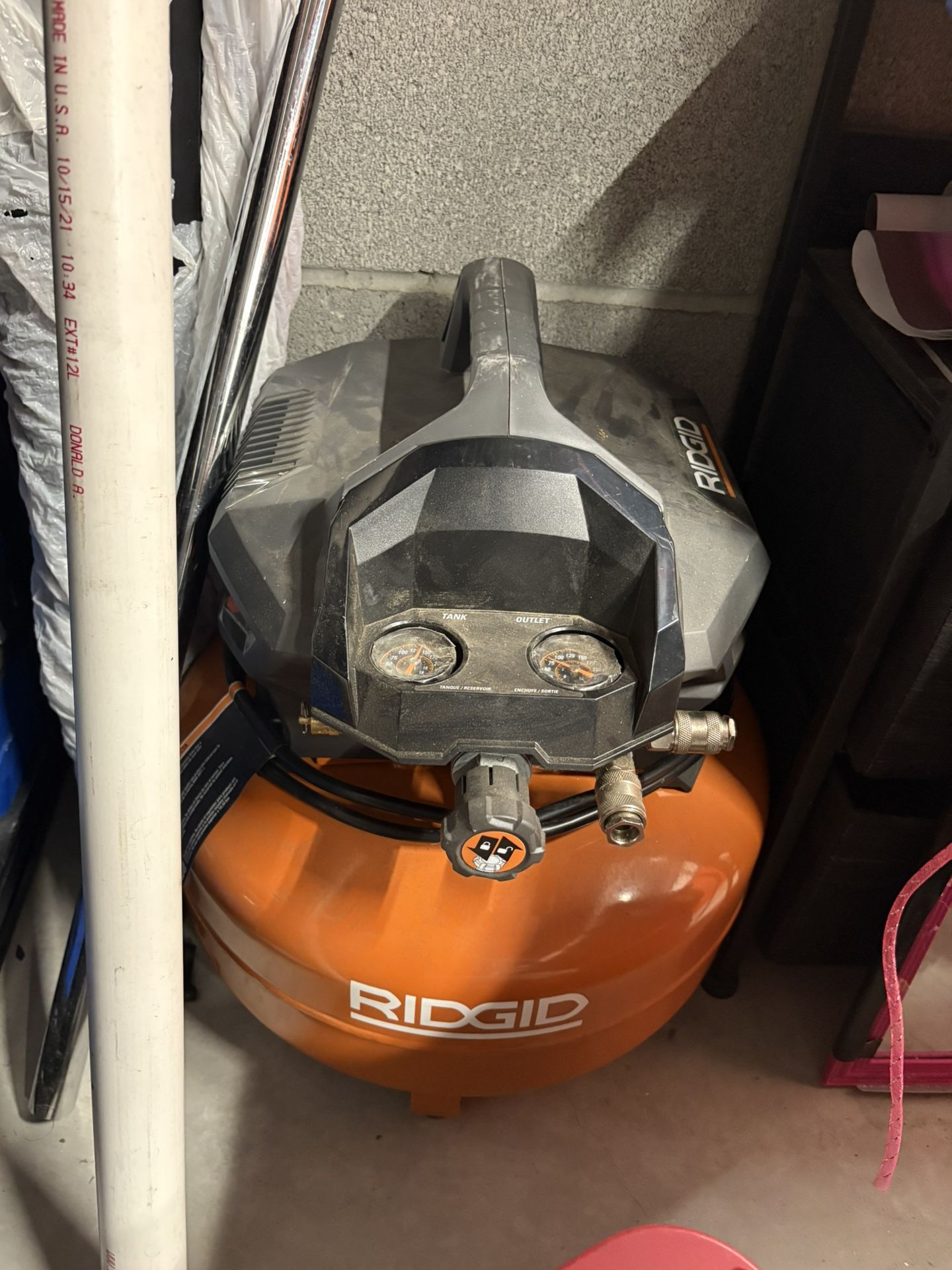 RIDGID 6 Gal. Portable Electric Pancake Air Compressor w/ 18GA Brad Nailer, 16GA Straight Finish Nailer, & 18GA Finish Stapler