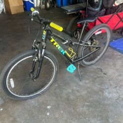 24” Trek Mountain Bike 