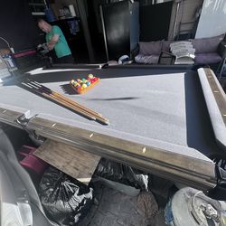 Professional Pool Table for Sale – Includes Sticks & Balls