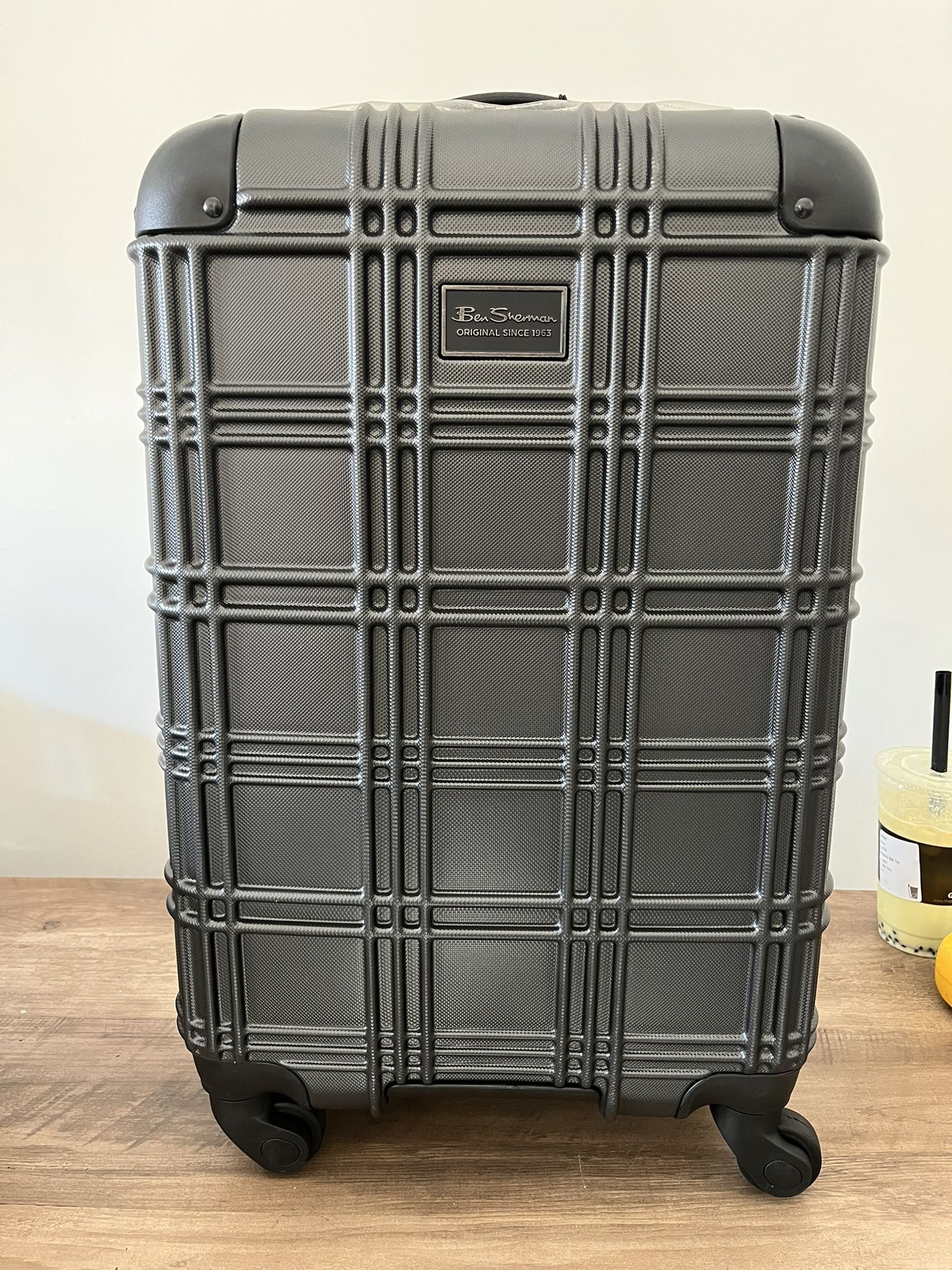 Ben Sherman Nottingham 20” Lightweight Hardside 4-Wheel Spinner Luggage Suitcase