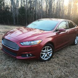 201y Ford Fusion SE