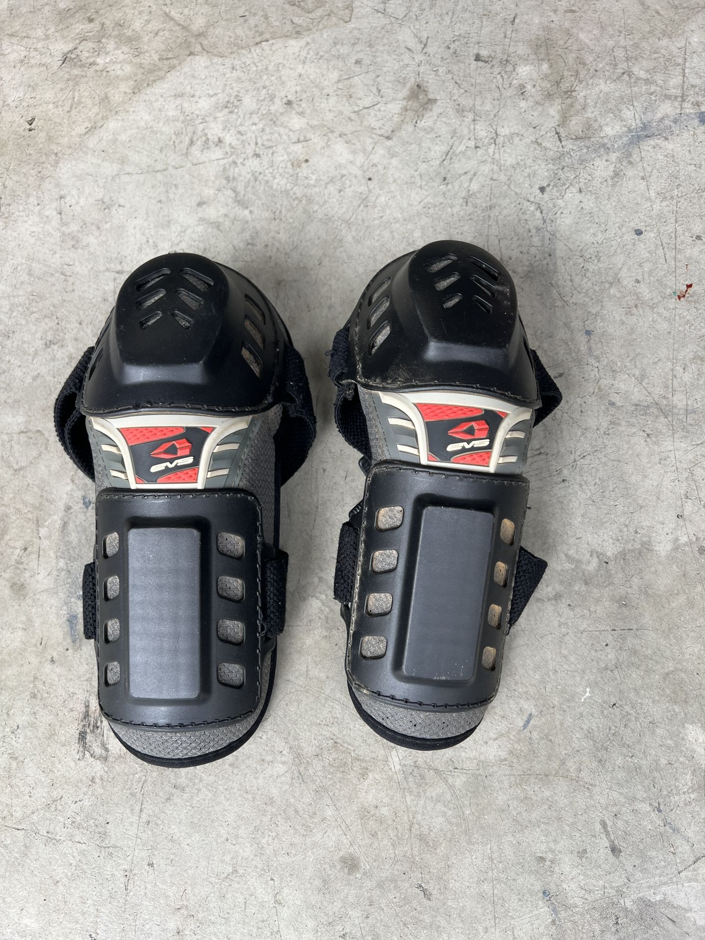 Elbow Guards