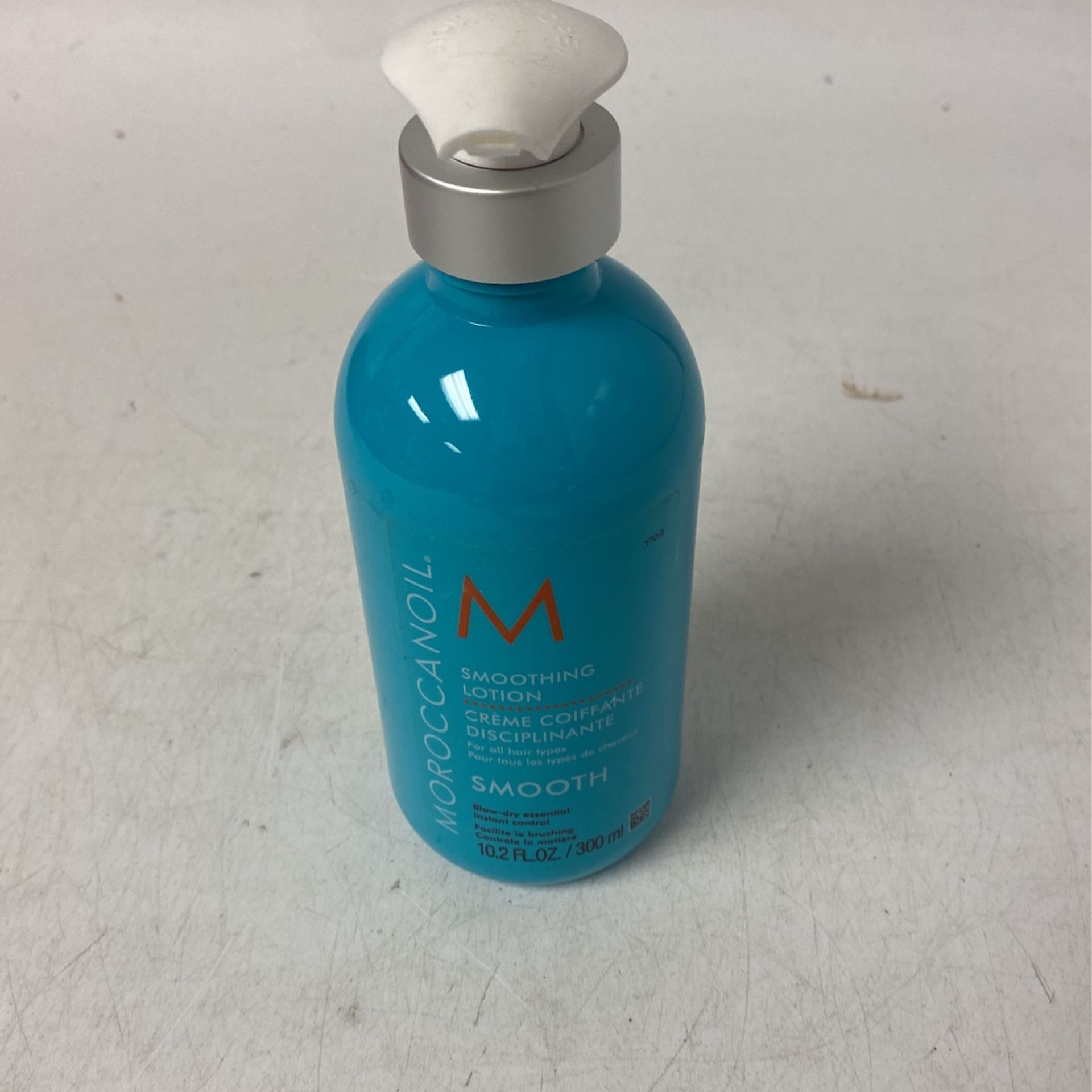 Moroccanoil Smoothing Lotion for Unruly and Freezy Hair - 10.2 fl.oz.