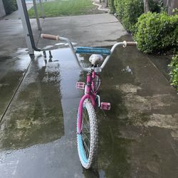 Girls Huffy 20” Bike