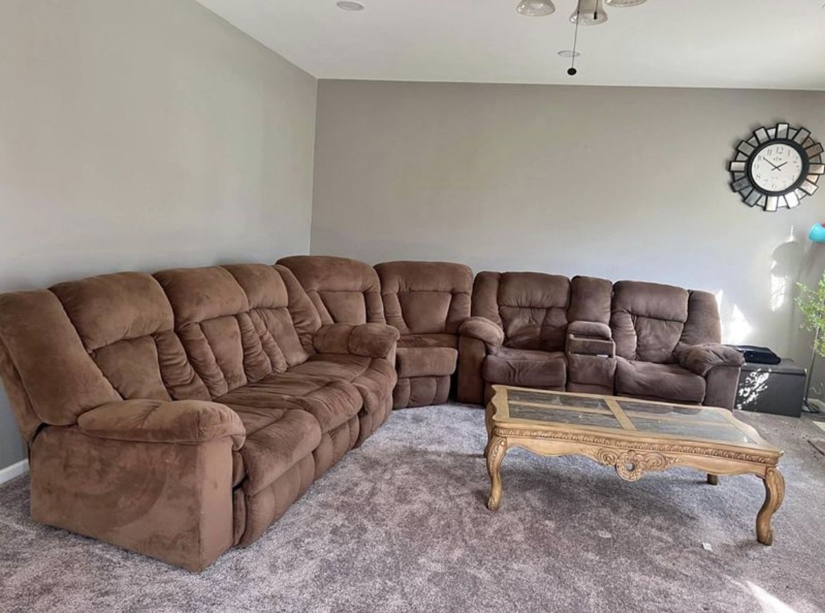 Brown Sectional Reclining Couch