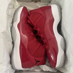 Air Jordan 11 Retro 