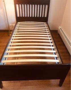 Twin XL bed