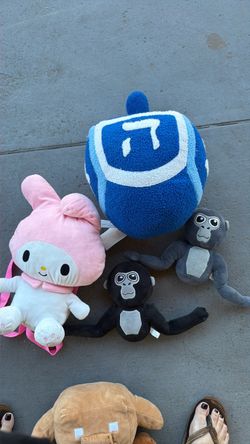 Mixed Lot of Stuffed Animal Plush Toys