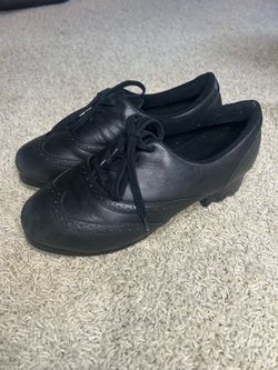 Capezio- Balck Roxy Taps