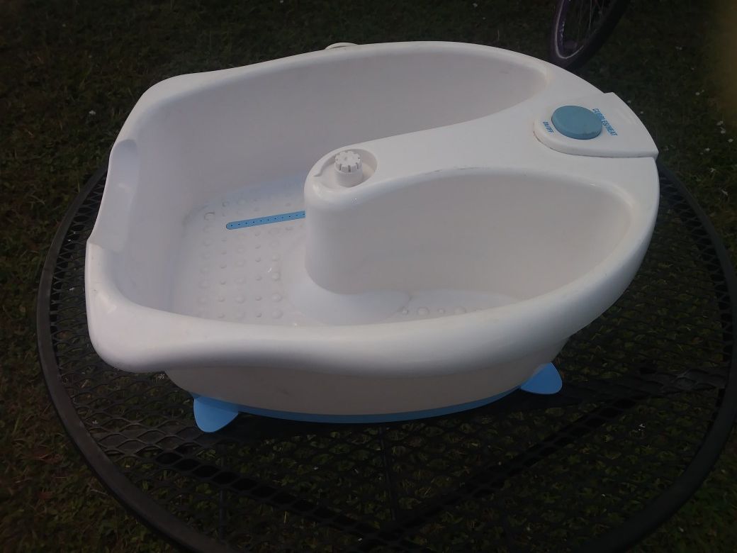 CONAIR FOOT TUB HEAT/MASSAGE