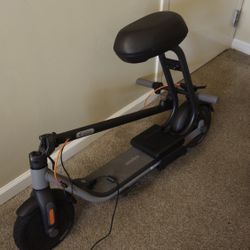 Segway - Ninebot D40X Electric Kick Scooter plus Seat