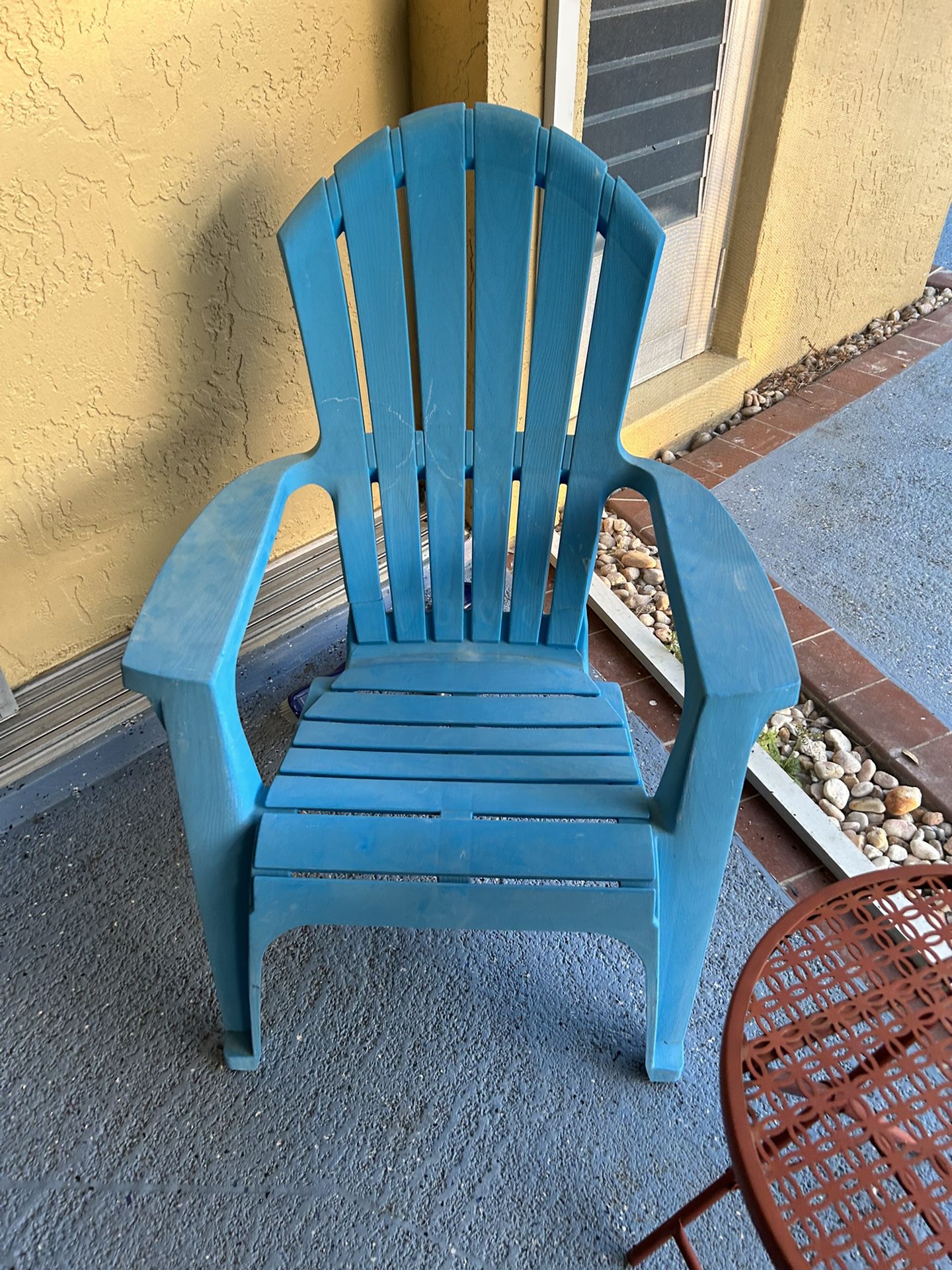 One Teal Chair 