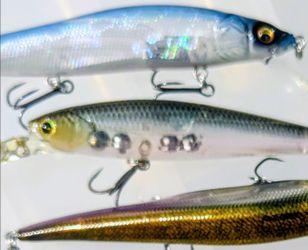 Lot of 3 nice fishing lures Megabass vision, oneten &