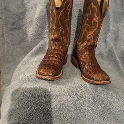 Boy Boots Size 5 