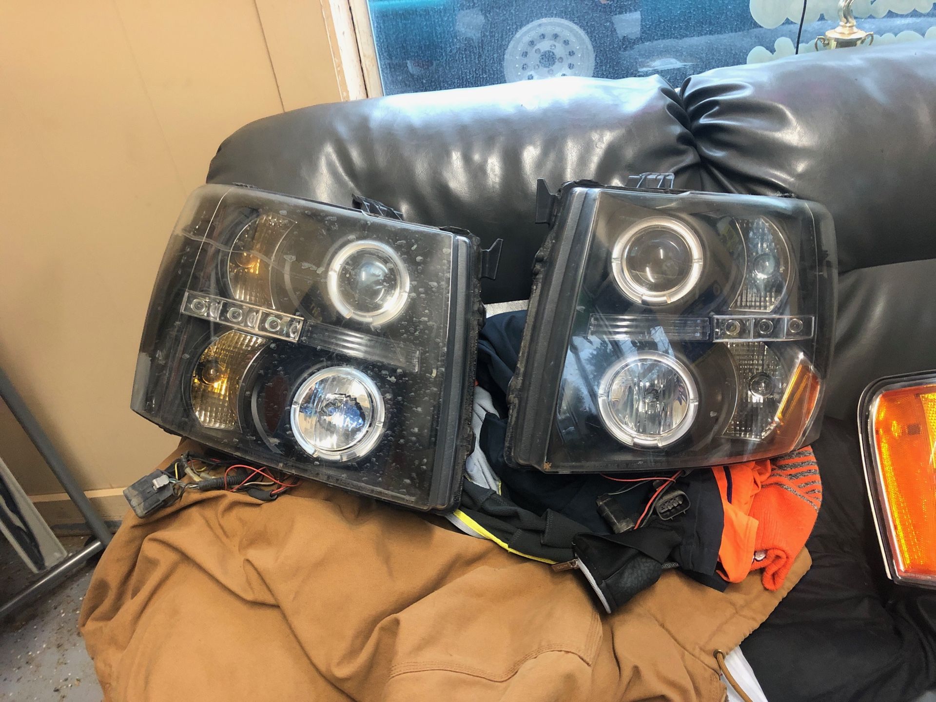 Chevy 2500 hd headlights
