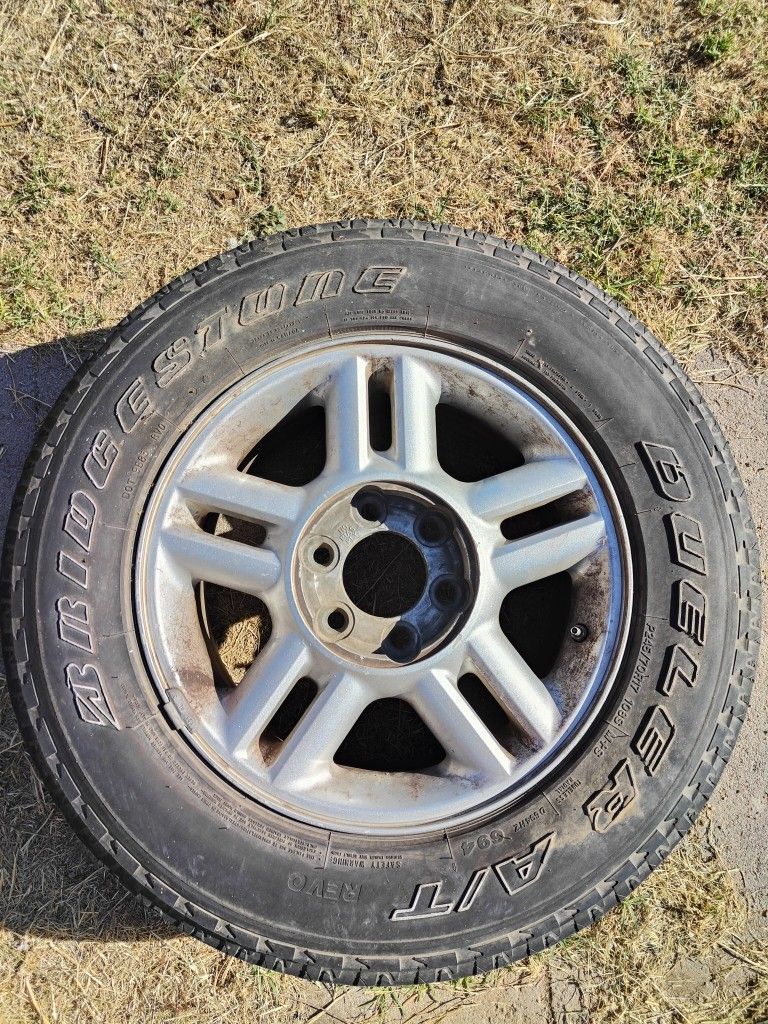 2004 Ford Expedition Factory Wheels