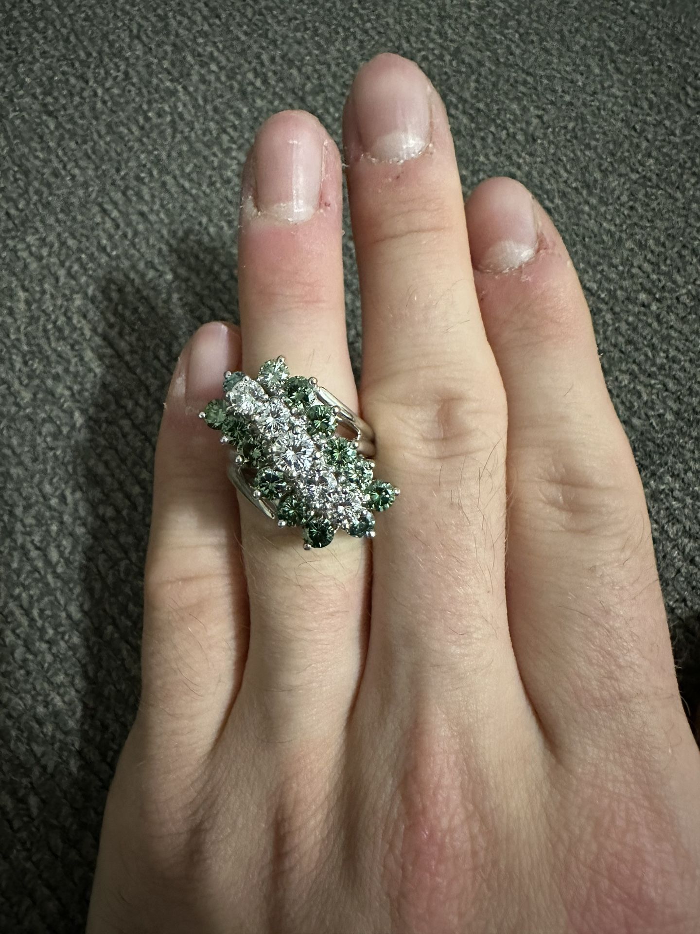 woman’s 14k white gold 5 carats natural VS diamond waterfall ring!