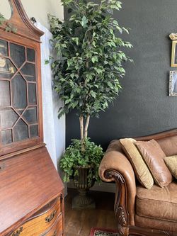 8ft Artificial Tree