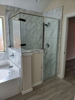 Frameless shower door