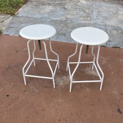 2 Stool Bar Seat At 40 Dollars Each One