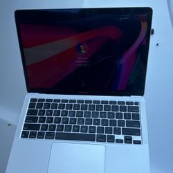 selling 2020 Macbook air