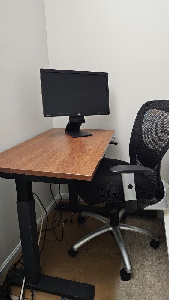 Standing Desk and Office Chair w Free Monitor