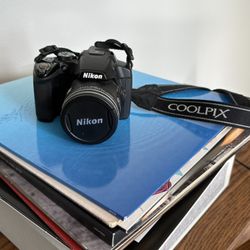 Nikon COOLPIX P510 (with Original Charger)