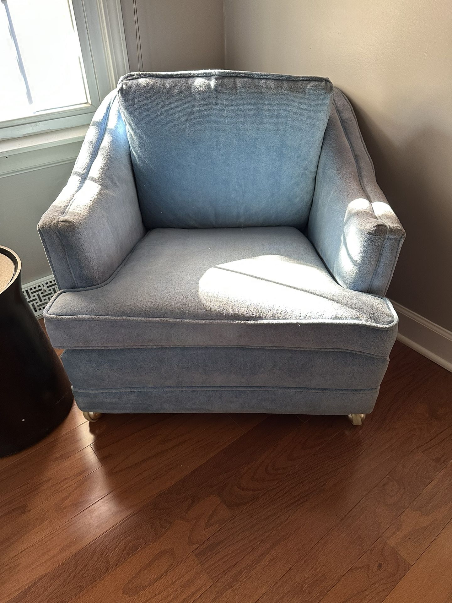 Mid Century Lounge Chair 