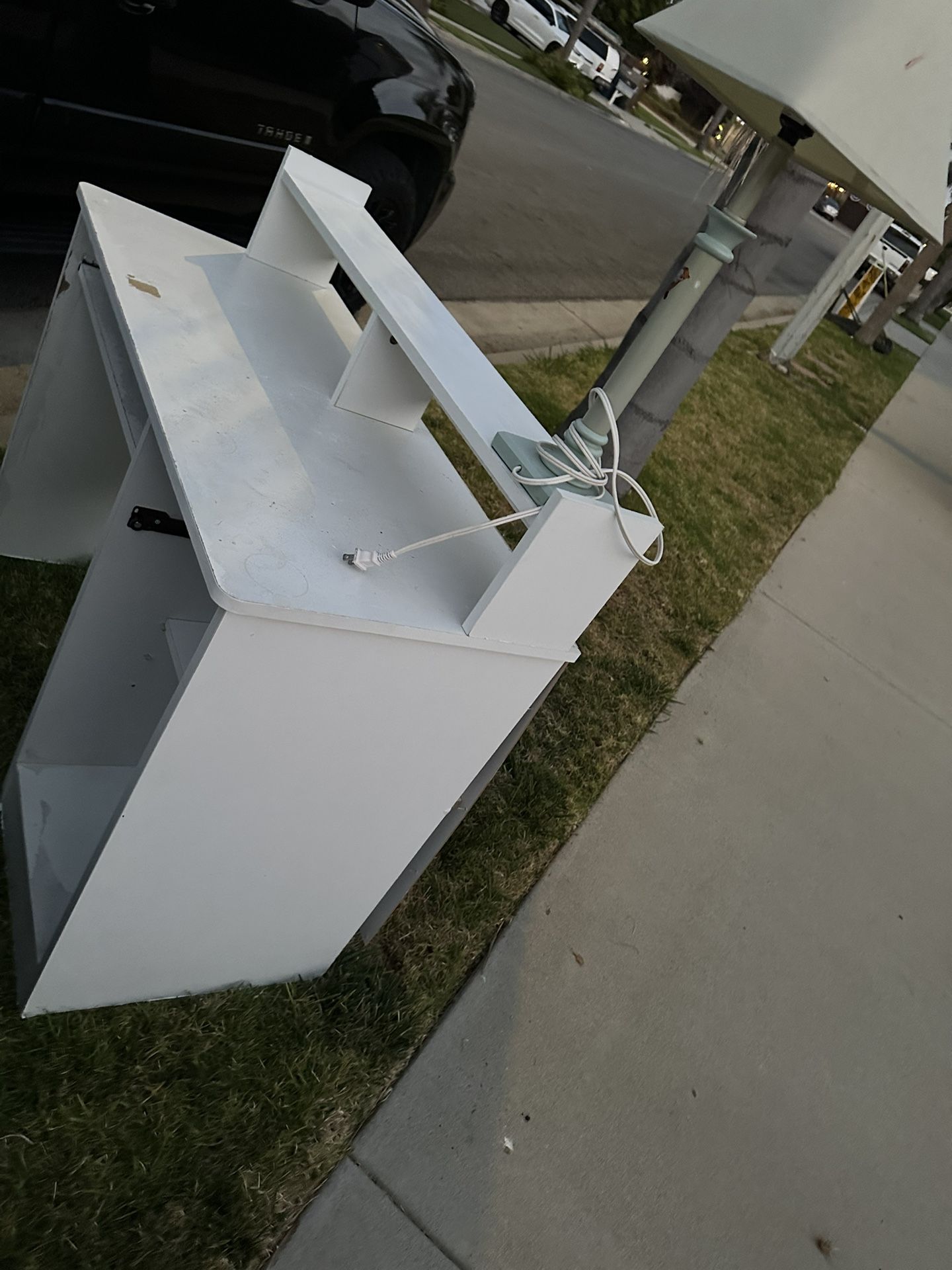 Free Table