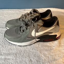 Nike Air Max (Grey) MENS 9.5