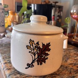 vintage West Bend stoneware bean pot