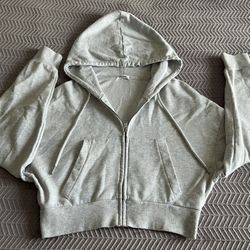 Garage cropped white zip up M