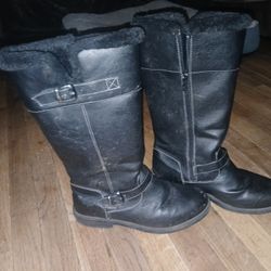 Women's Shoes & Boots