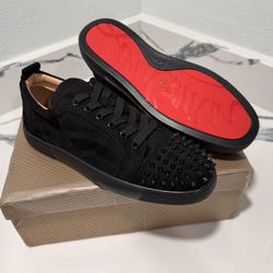 Red bottom sneaker Christian Louboutin