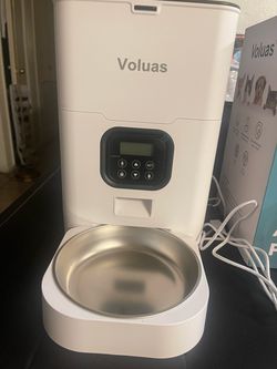 Voluas automatic pet feeder dogs or cats