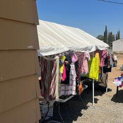 Yard Sale   $1.   $2.   Today.  