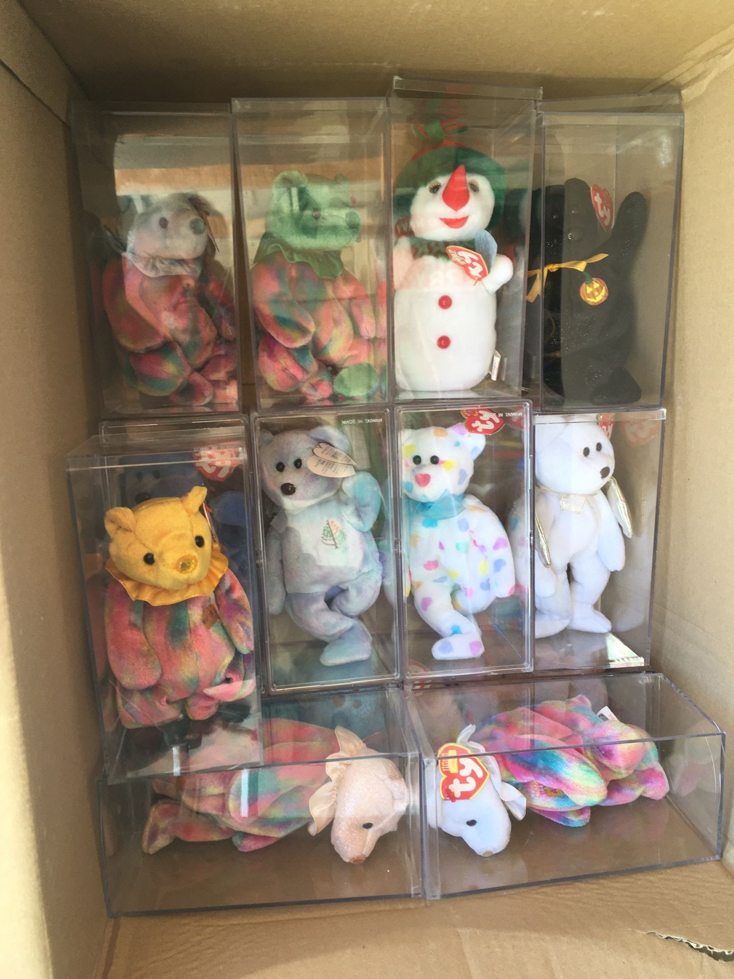Beanie babies in cases 28/ $100