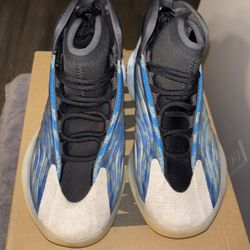 Adidas Yeezy QNTM ‘Frozen Blue’ 8M
