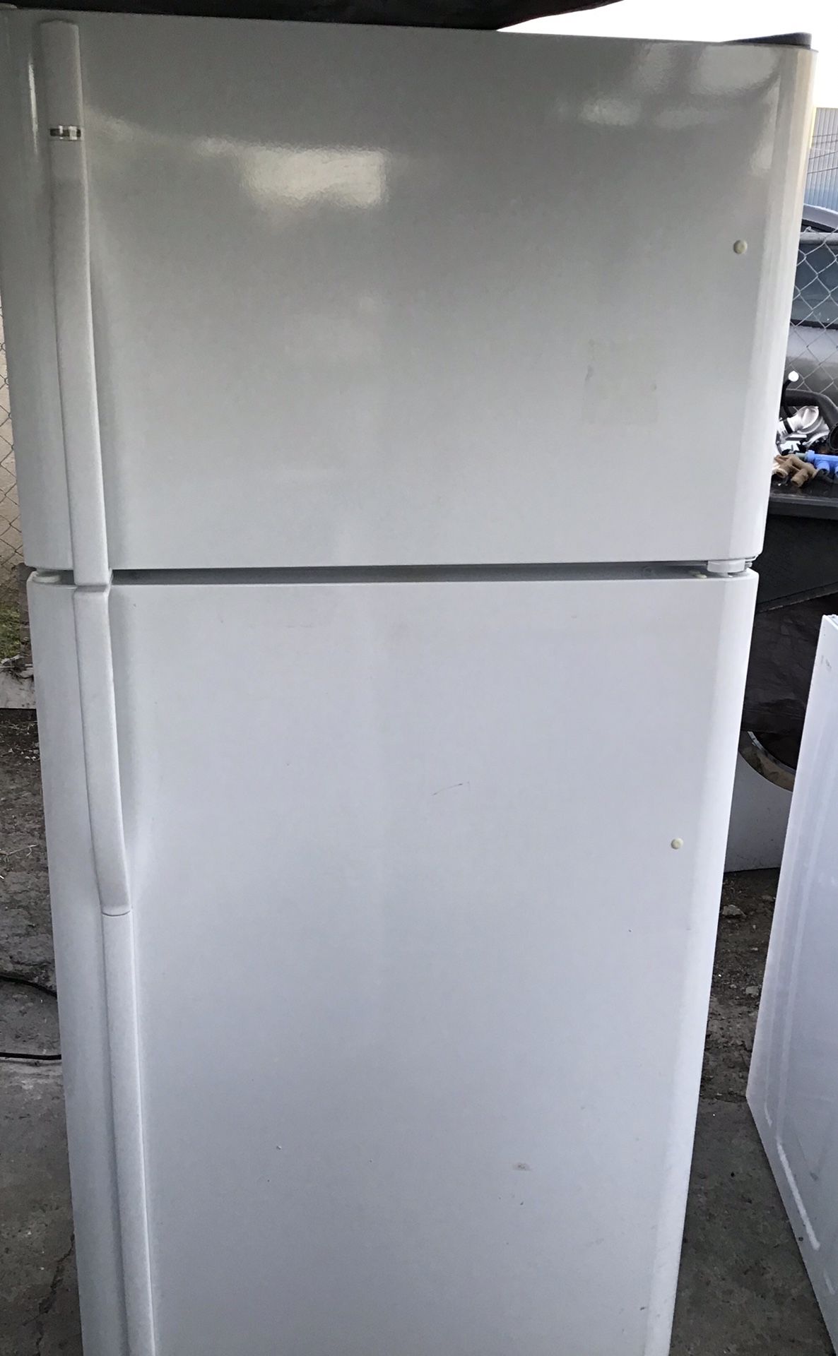Kenmore Top- Freezer Refrigerator