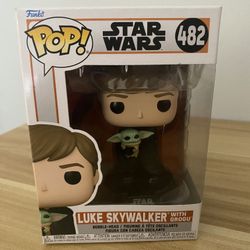 482 Luke Skywalker With Grogu 